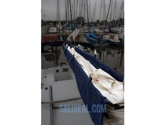 Lazybag Maindrop system / Mainsail Storage system